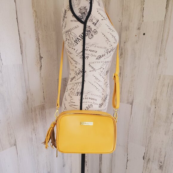 Joy & Iman Handbags - NWOT JOY & IMAN LEATHER DOUBLE ZIPPER CROSSBODY with RFID PROTECTION